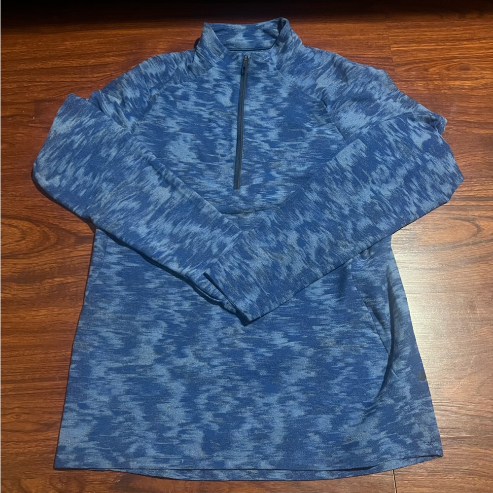Lululemon Surge Warm 1/2 Zip Men’s Pullover Size M Camo Blue Spaced Dye Jacket